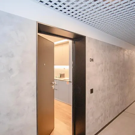 Liiiving In - Campus Blue Apartment Porto