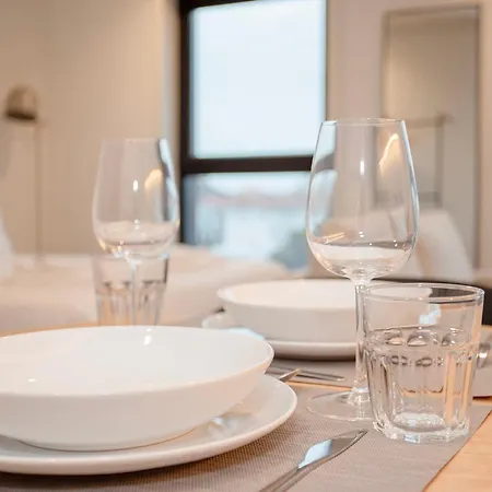 Liiiving In - Campus Blue 波尔图