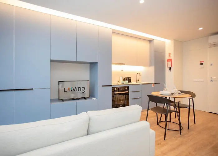 Liiiving In - Campus Blue * Porto