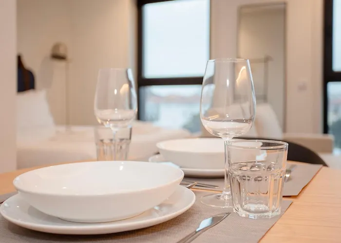 Liiiving In - Campus Blue Oporto