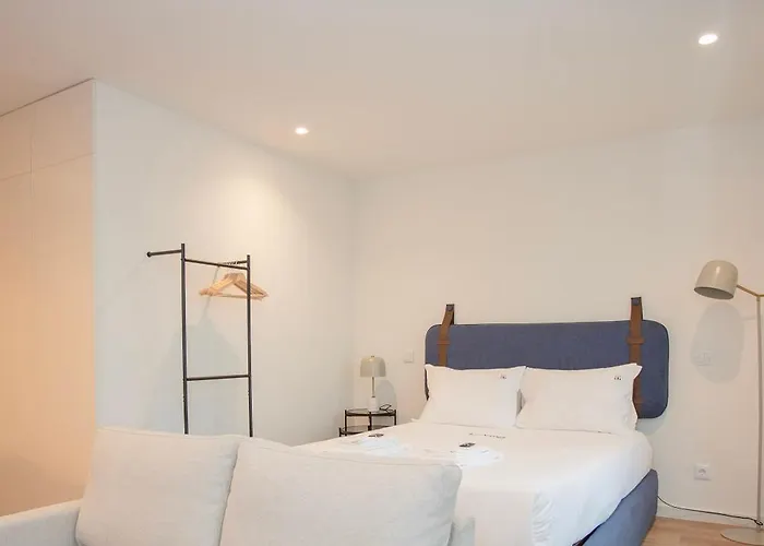 Apartment Liiiving In - Campus Blue