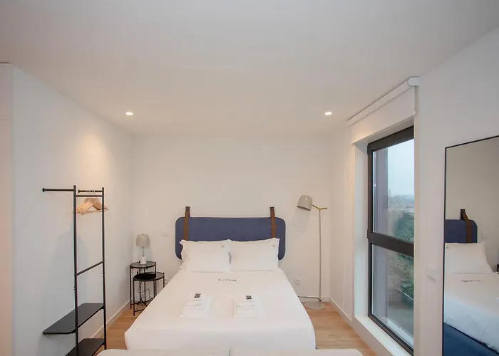 Liiiving In - Campus Blue * Porto